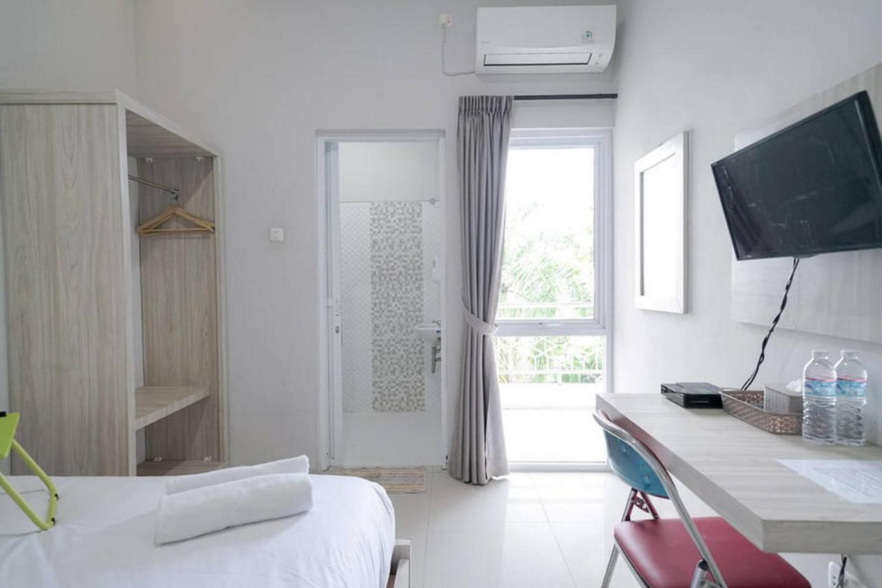 Urbanview Hotel Bari Syariah Palembang By Reddoorz Extérieur photo