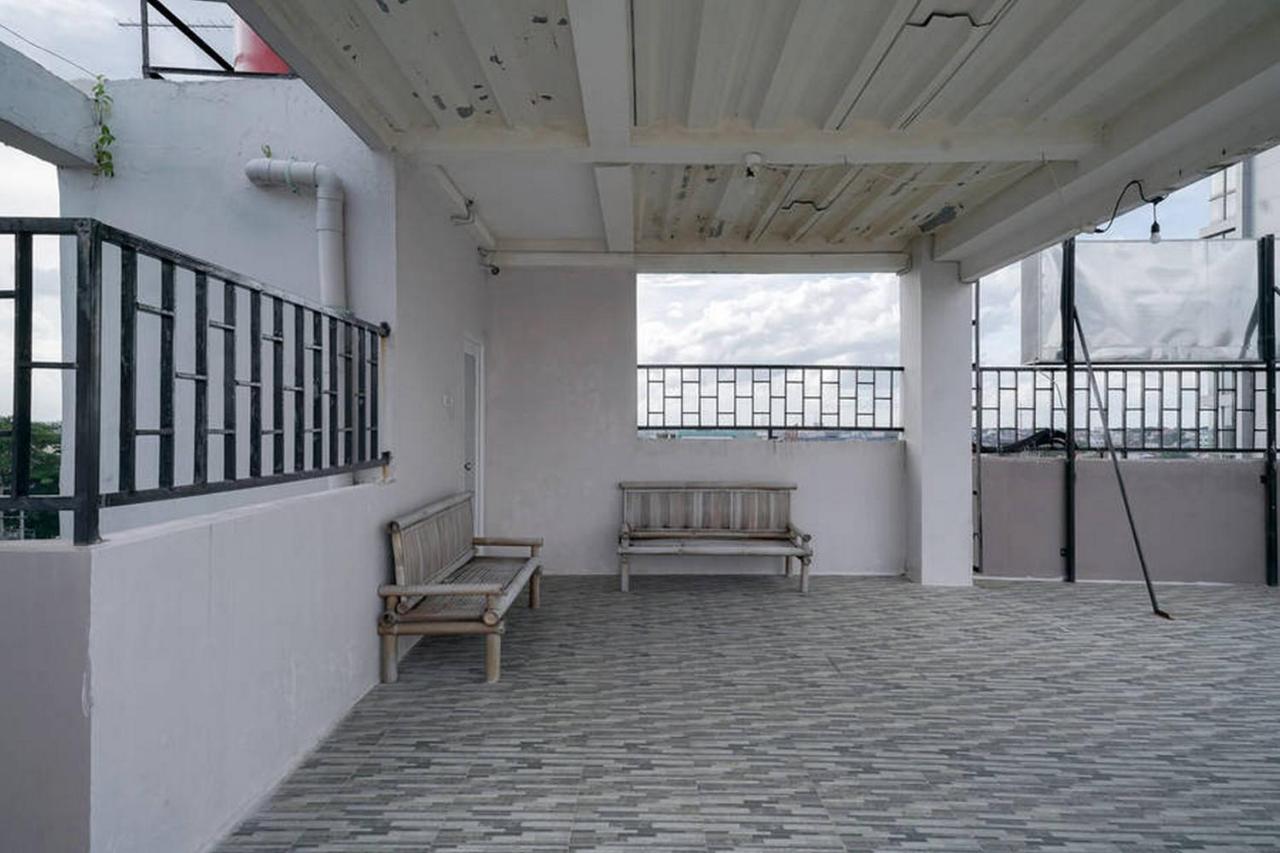 Urbanview Hotel Bari Syariah Palembang By Reddoorz Extérieur photo