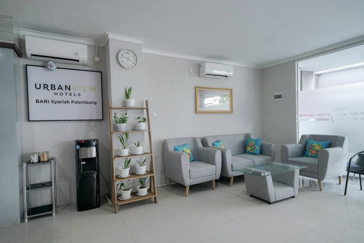 Urbanview Hotel Bari Syariah Palembang By Reddoorz Extérieur photo