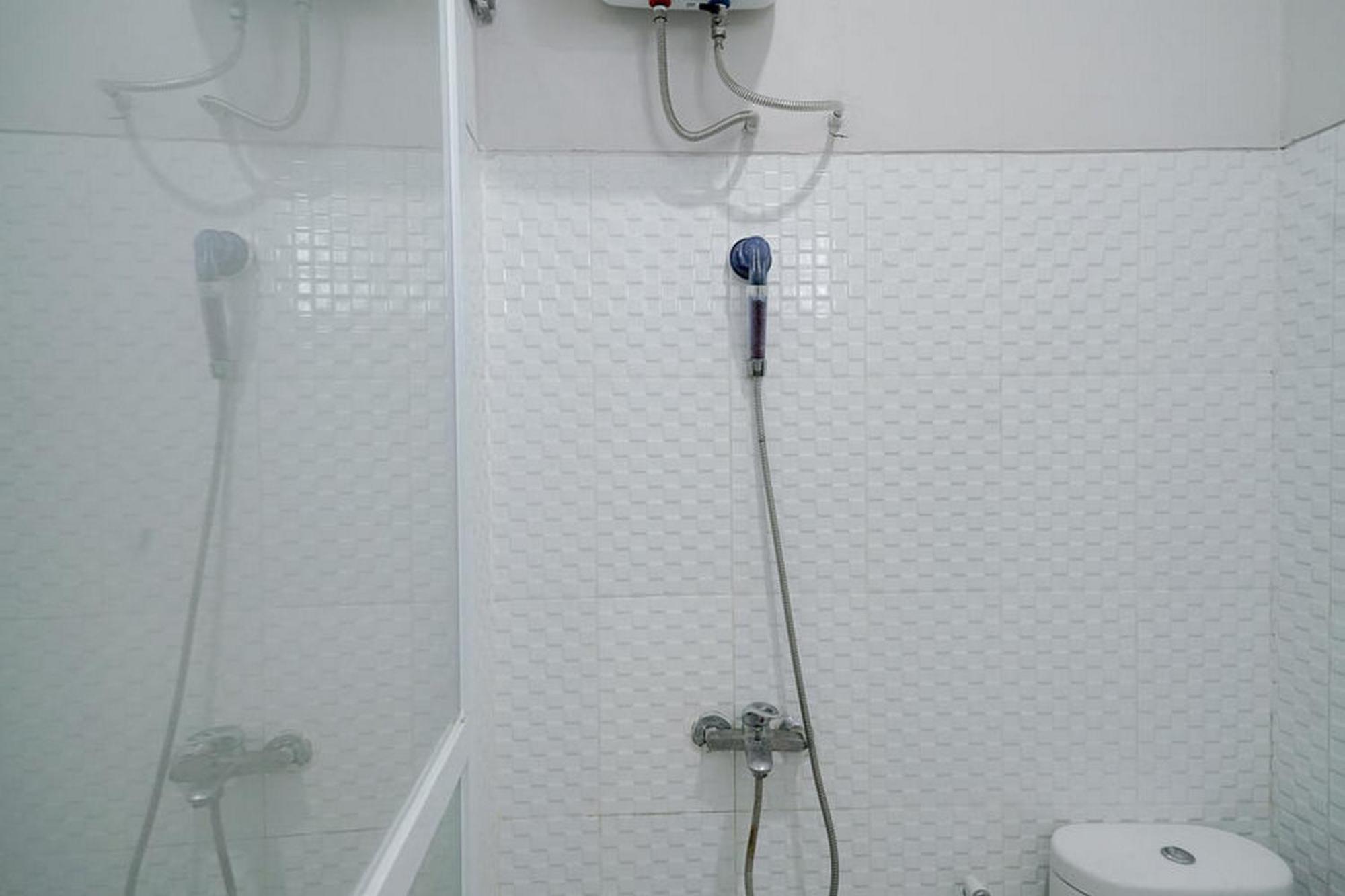 Urbanview Hotel Bari Syariah Palembang By Reddoorz Extérieur photo